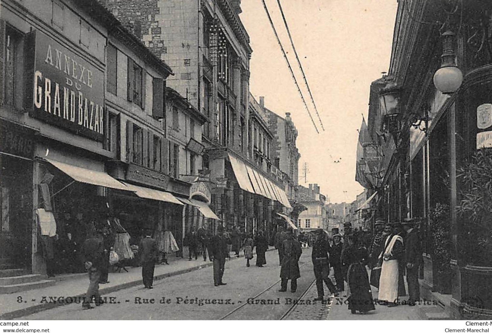 ANGOULEME : Rue De Perigueux, Grand Bazar Et Nouvelles Galerie - Tres Bon Etat - Angouleme