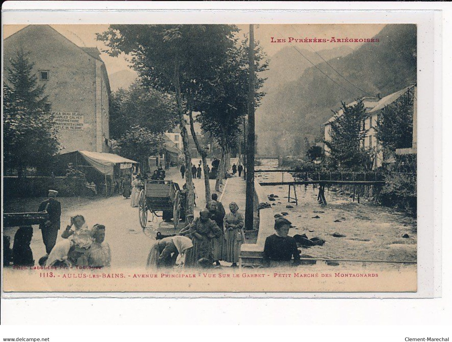 AULUS-LES-BAINS : Avenue Principale, Vue Sur Le Garbet, Petit Marché Des Montagnards - Très Bon état - Otros & Sin Clasificación