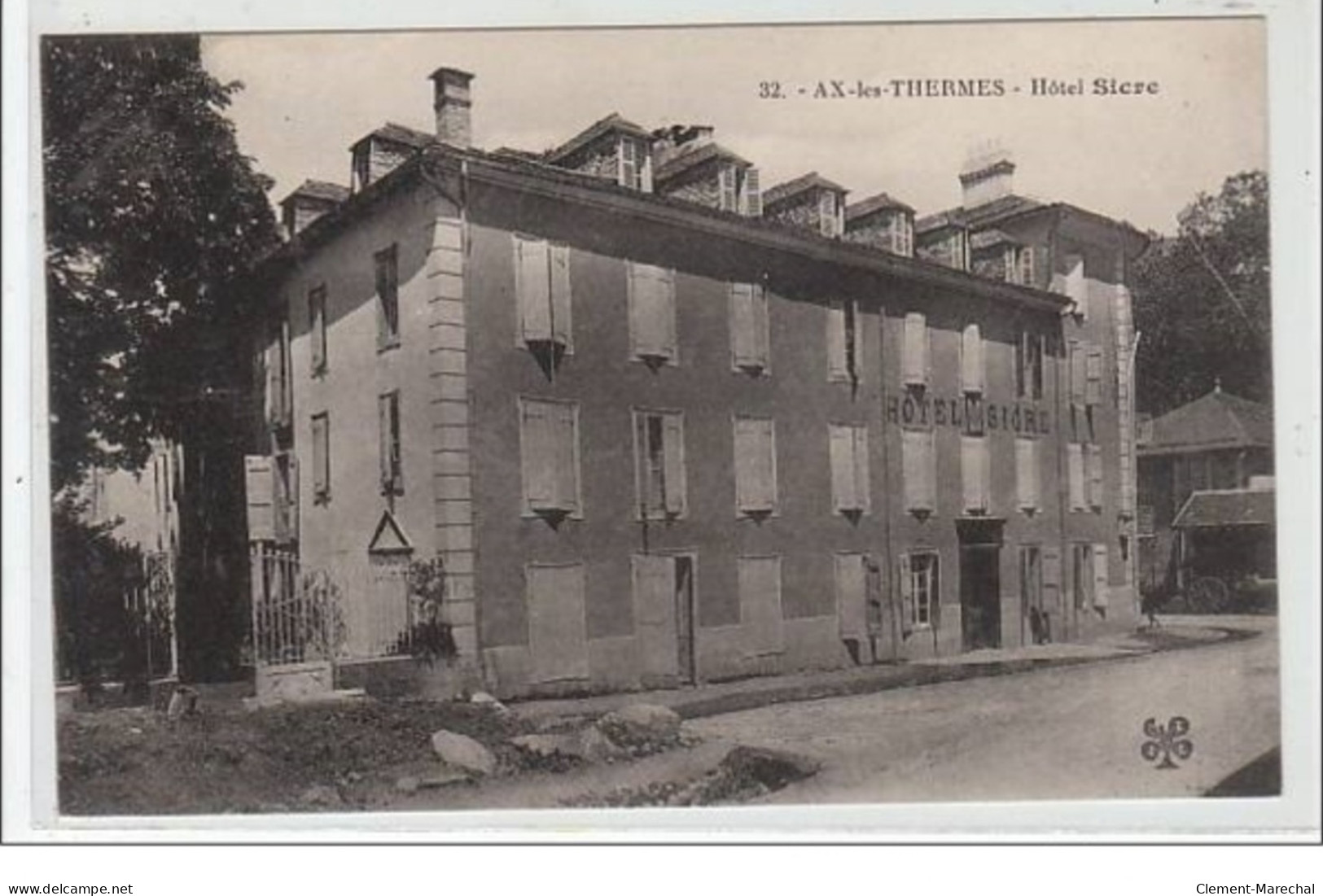 AX LES THERMES: Hôtel Sicre - Très Bon état - Ax Les Thermes