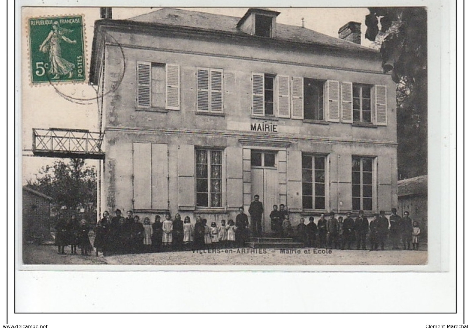 VILLERS EN ARTHIE - Mairie Et école - Très Bon état - Autres & Non Classés