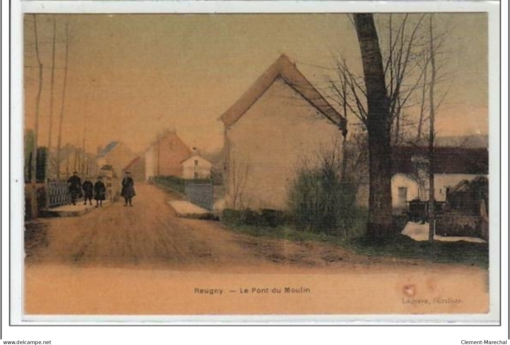 REUGNY : Le Pont Du Moulin - CARTE TOILEE - état - Reugny