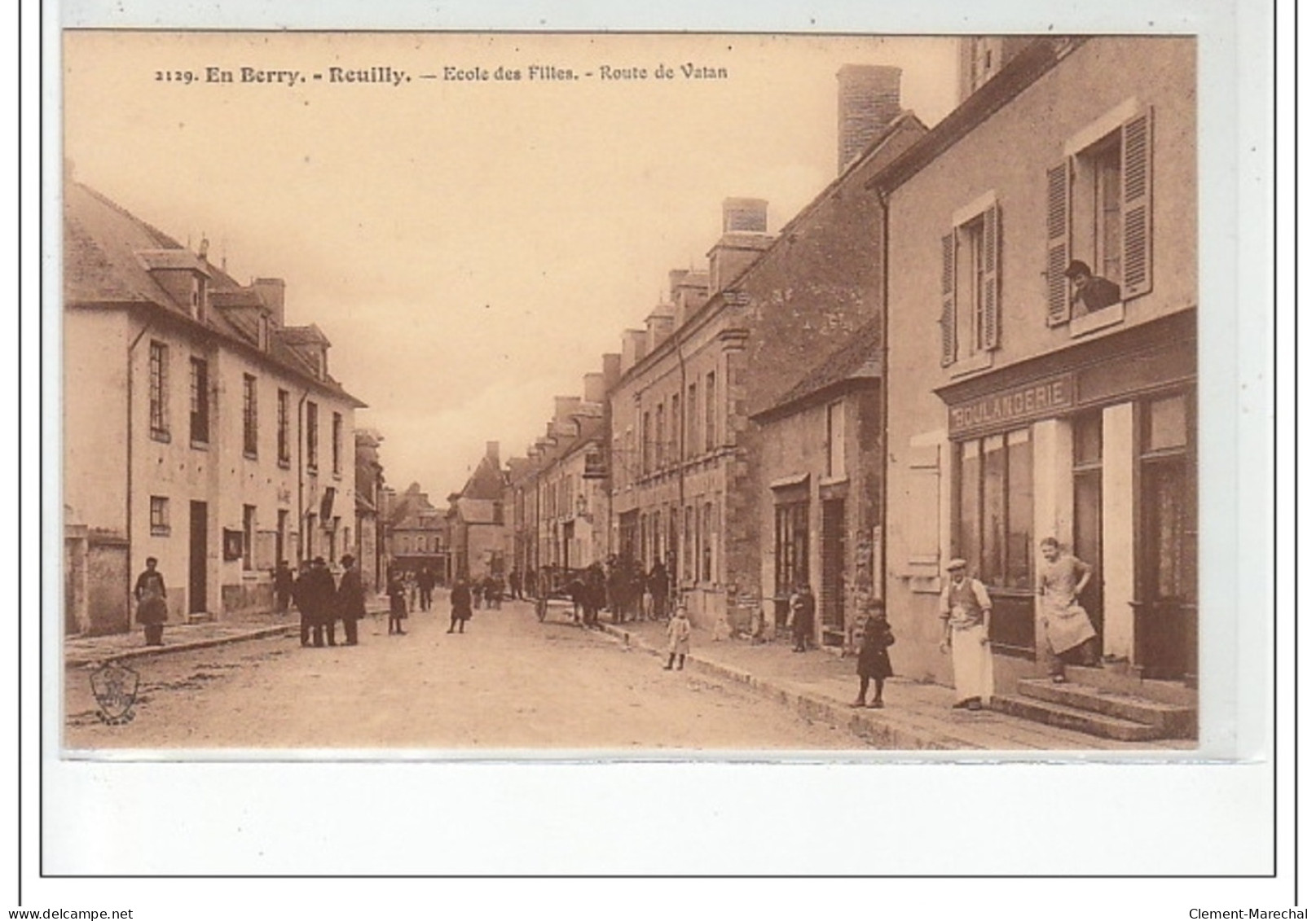 REUILLY - Ecole Des Filles - Route De Vatan - Très Bon état - Other & Unclassified