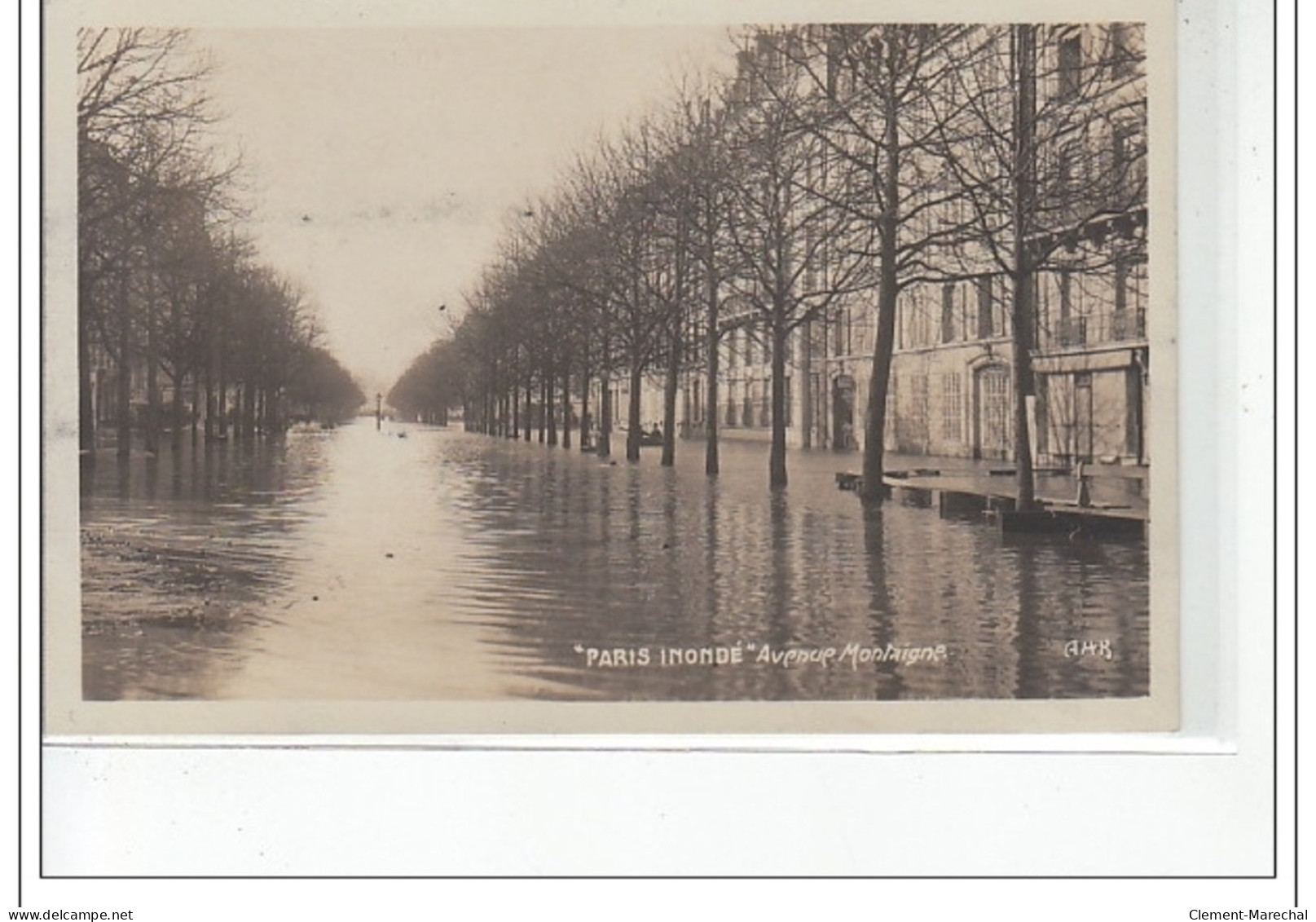 PARIS - INONDATIONS 1910 - CARTE PHOTO """"Paris Inondé""""  Avenue Montaigne - Très Bon état - La Crecida Del Sena De 1910