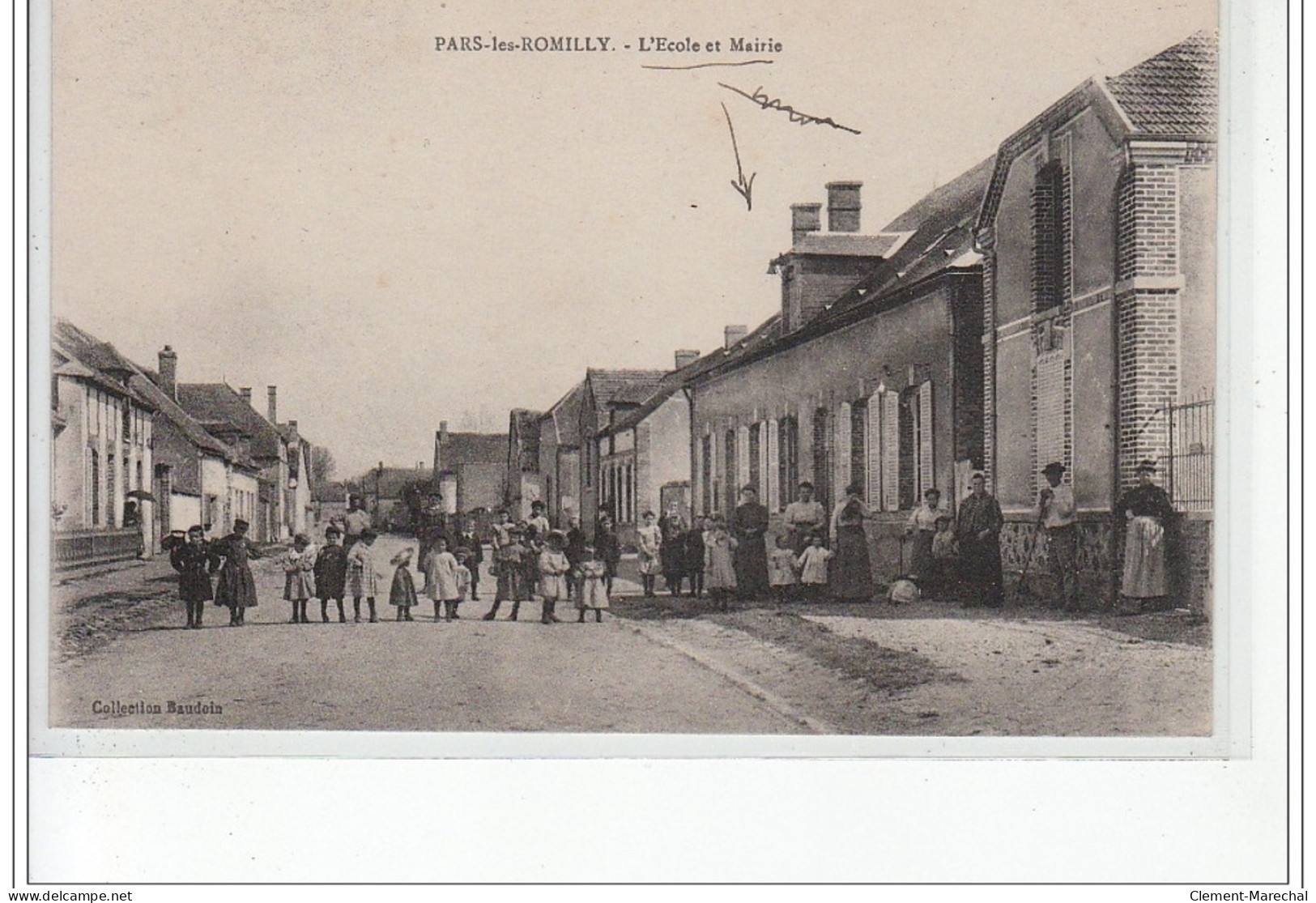 PARS LES ROMILLY - L'école Et Mairie - Très Bon état - Other & Unclassified