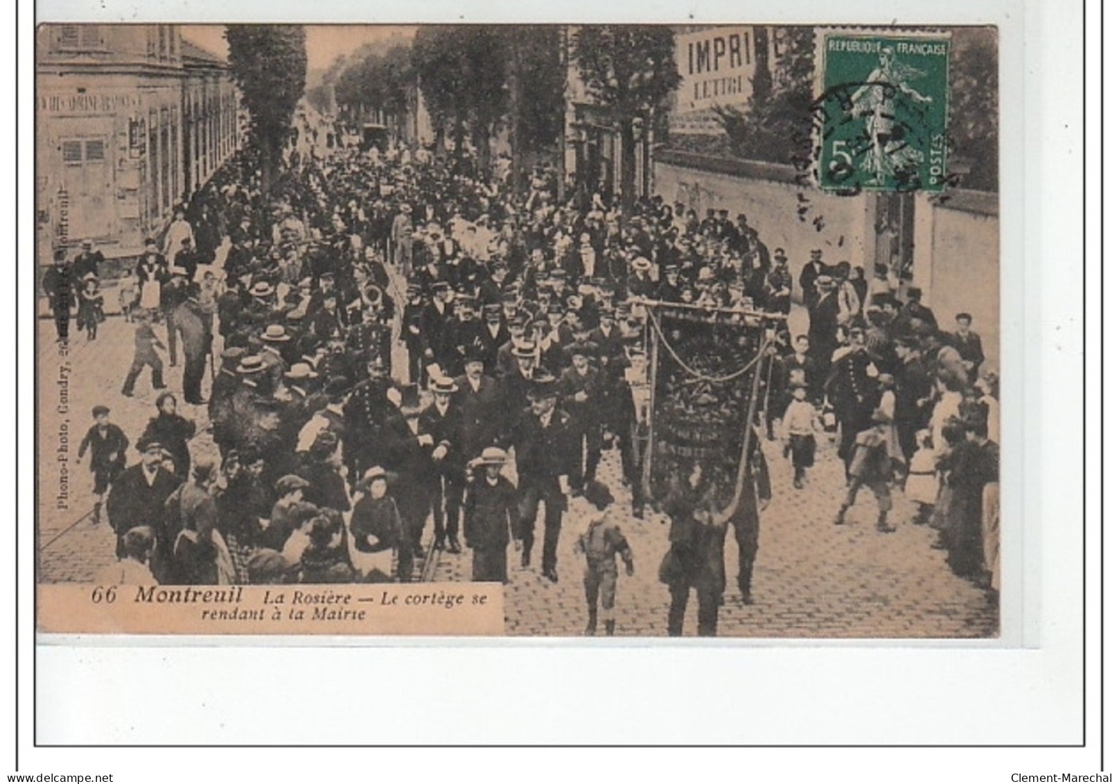 MONTREUIL SOUS BOIS - La Rosière - Le Cortège Se Rendant à La Mairie -  Très Bon état - Montreuil