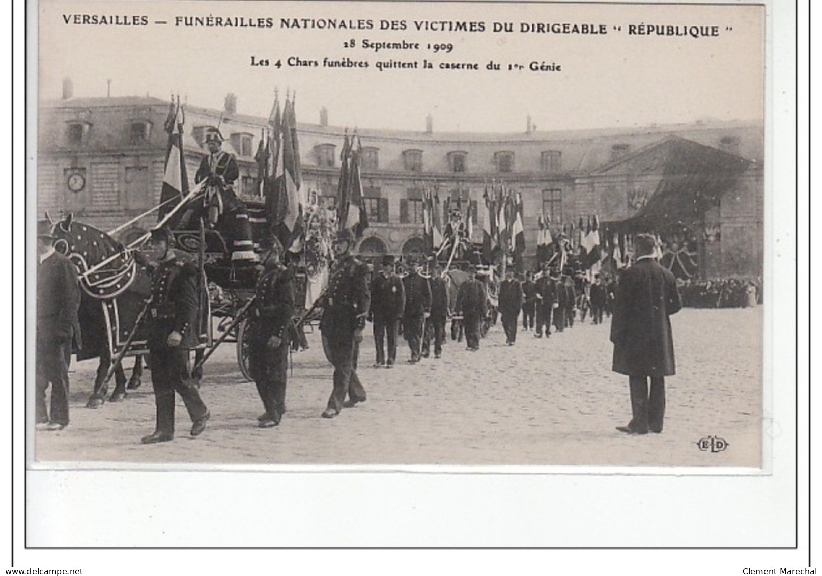 VERSAILLES - Funérailles Nationales Des Victimes Du Dirigeable """"République"""" 1909 - Départ De La Caserne - Très Bon - Versailles