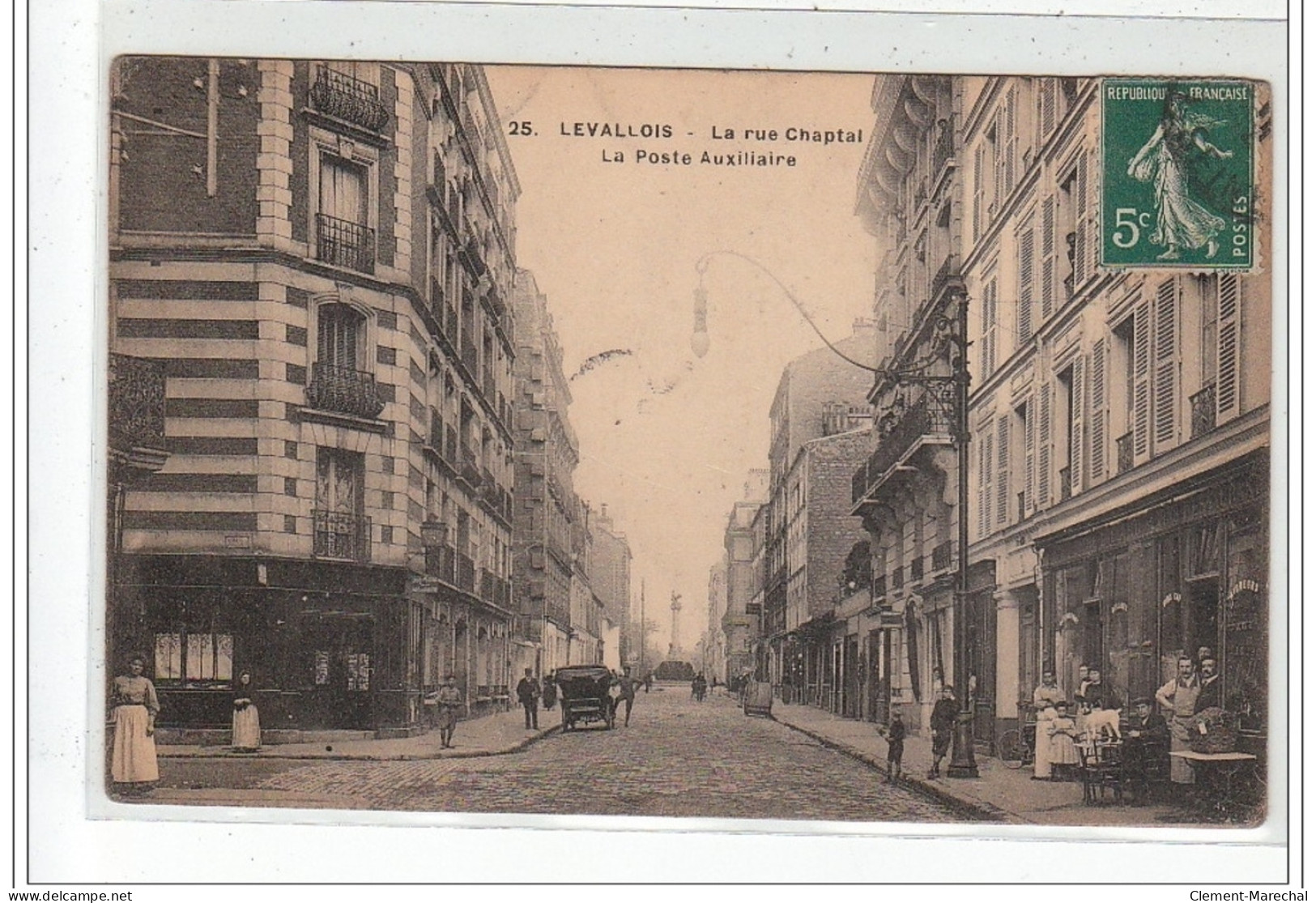 LEVALLOIS - La Rue Chaptal - La Poste Auxilliaire - Très Bon état - Levallois Perret