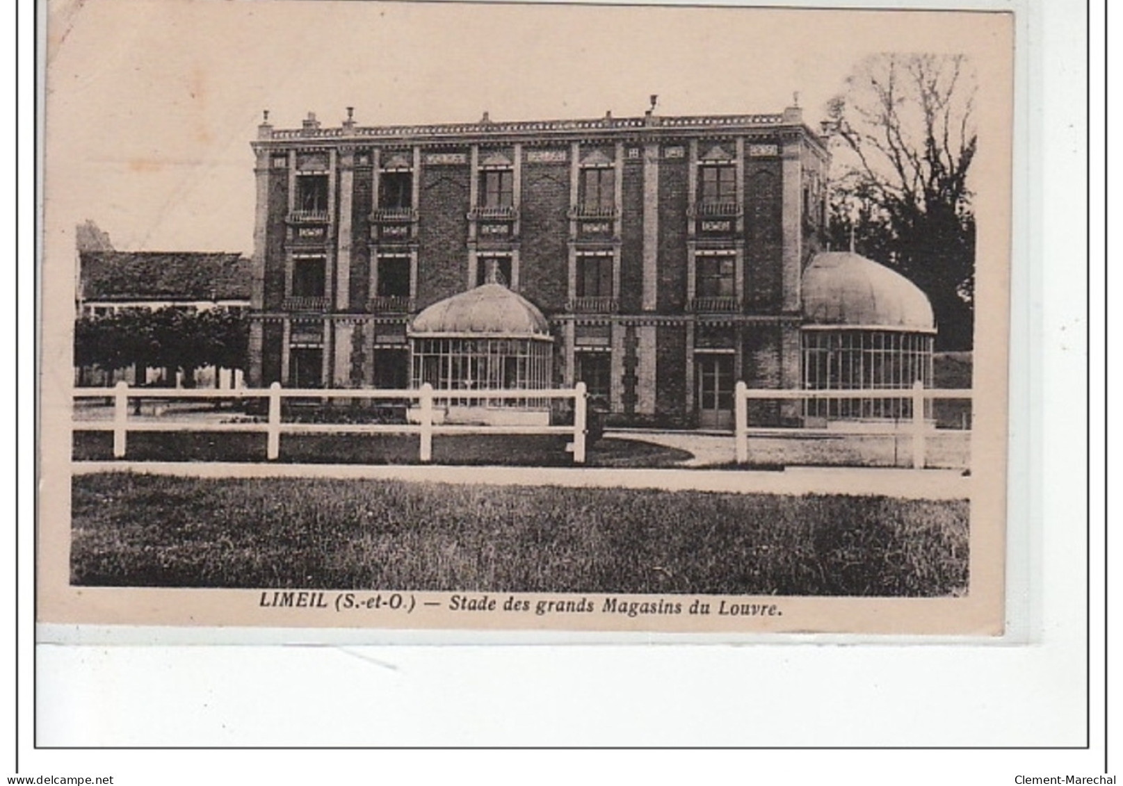 LIMEIL - Stade Des Grands Magasins Du Louvre - Très Bon état - Limeil Brevannes