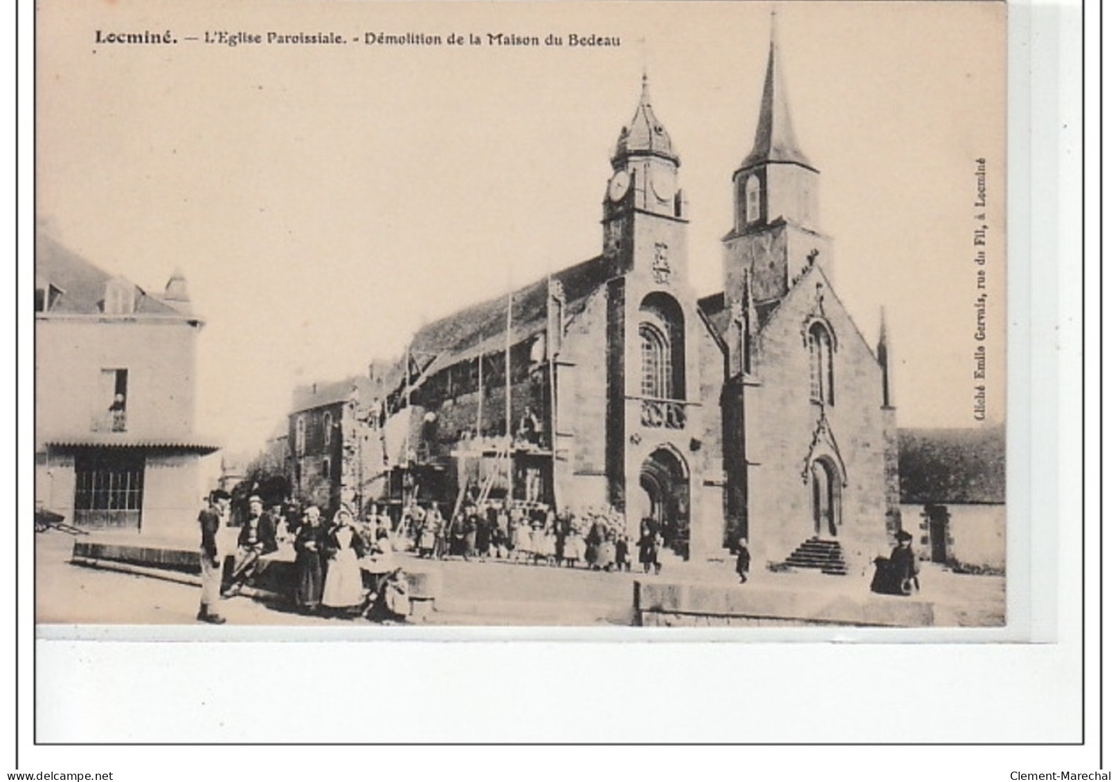 LOCMINE - L'église Paroissiale - Démolition De La Maison Du Bedeau - Très Bon état - Locmine