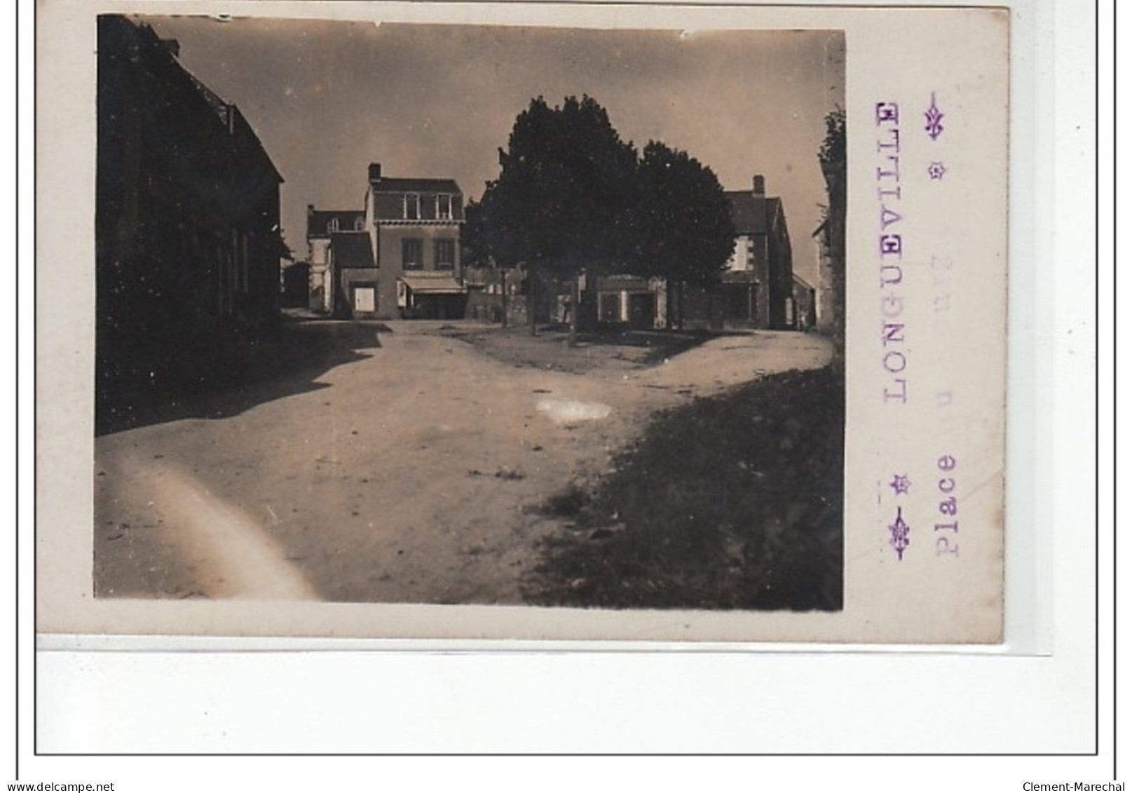 LONGUEVILLE - CARTE PHOTO - Place Du Bourg - Très Bon état - Otros & Sin Clasificación