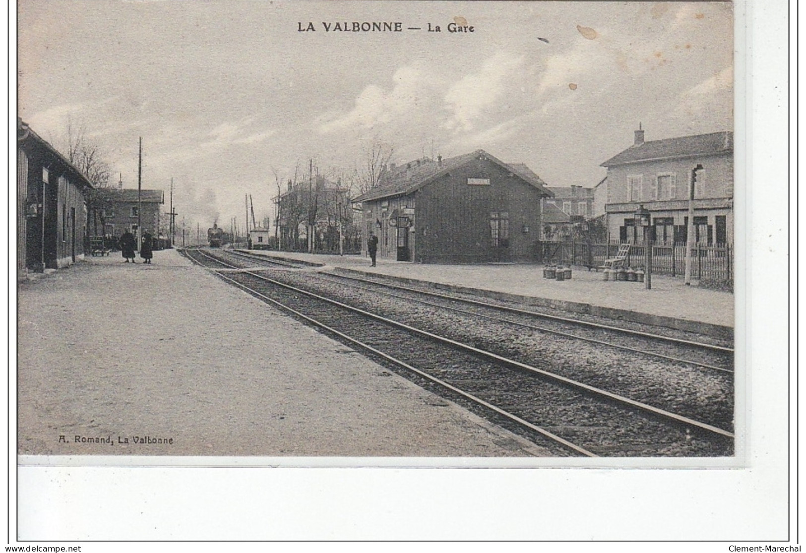 LA VALBONNE - La Gare - Très Bon état - Sin Clasificación