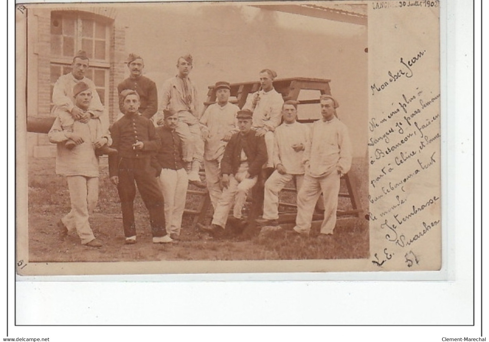 LANGRES - CARTE PHOTO - MILITAIRES  - Très Bon état - Langres