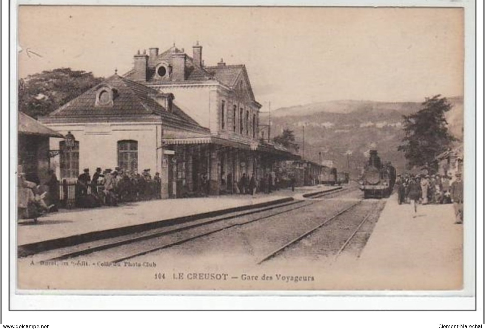LE CREUSOT : Gare Des Voyageurs - TRAIN - état - Le Creusot