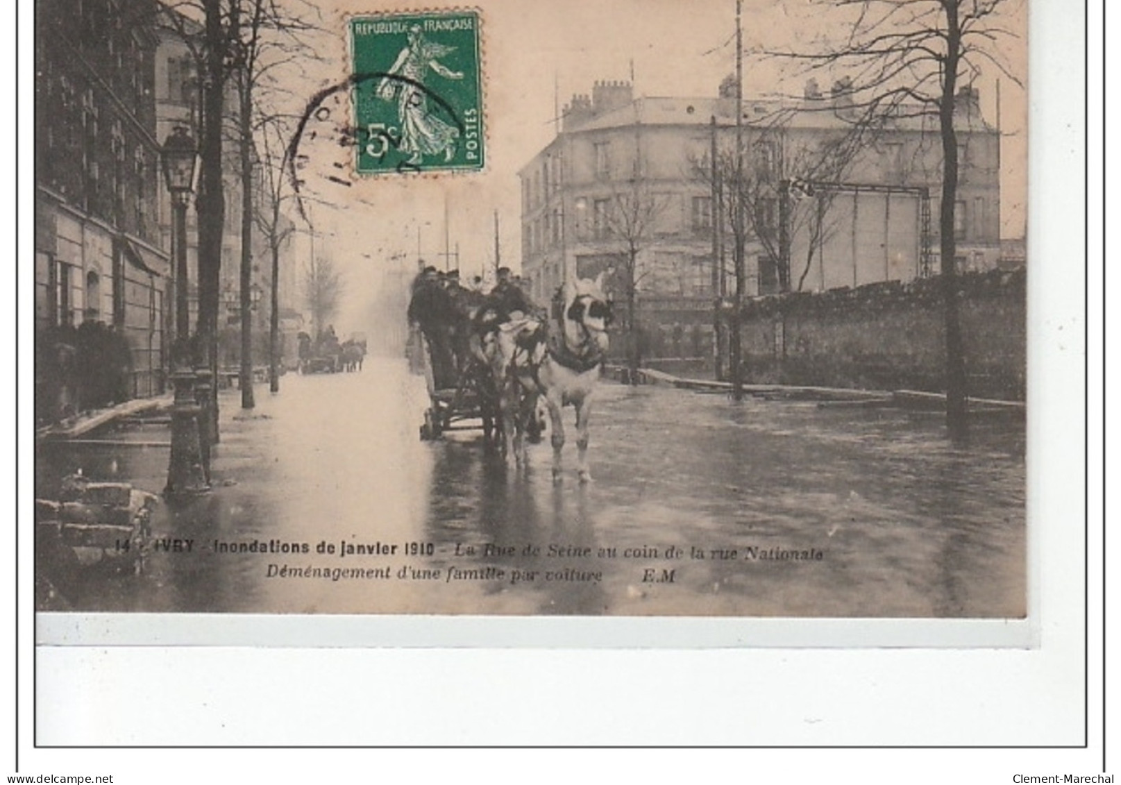 IVRY - Inondations 1910 -  Rue De Seine Au Coin De La Rue Nationale - Déménagement D'une Famille - Très Bon état - Ivry Sur Seine