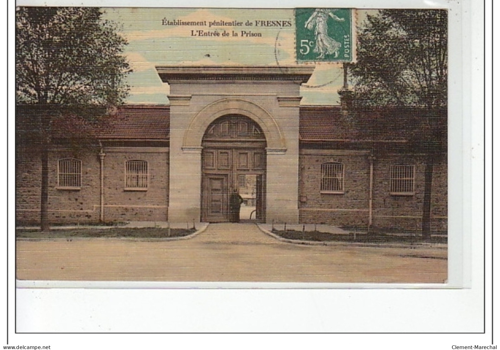 Etablissement Pénitentiaire De FRESNES - L'entrée De La Prison -  Très Bon état - Fresnes