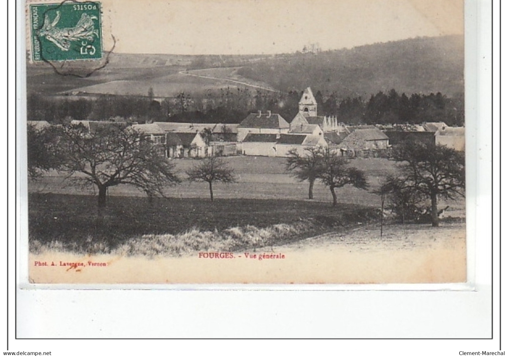 FOURGES - Vue Générale - Très Bon état - Fourges