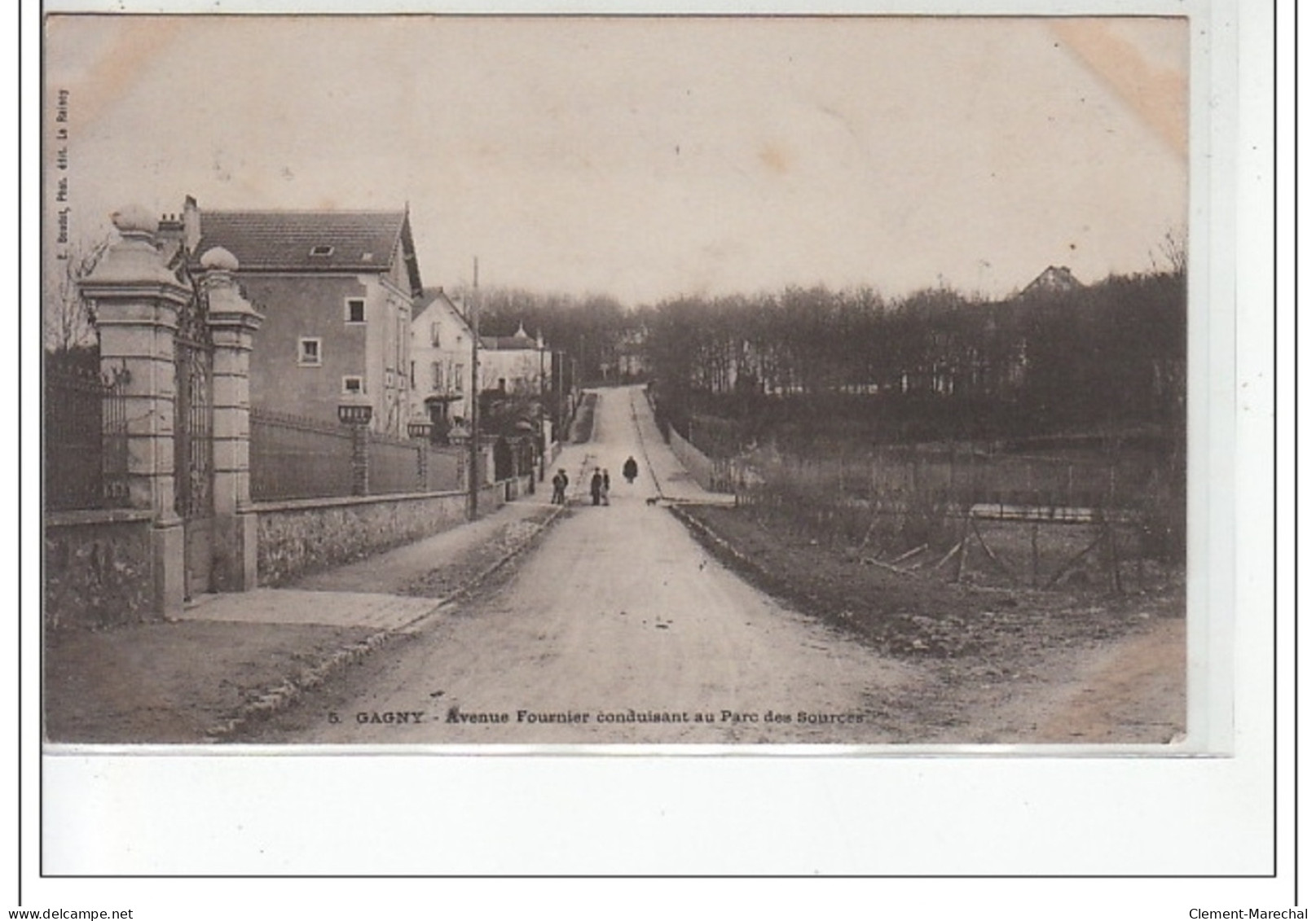 GAGNY - Avenue Fournier Conduisant Au Parc Des Sources - Très Bon état - Gagny