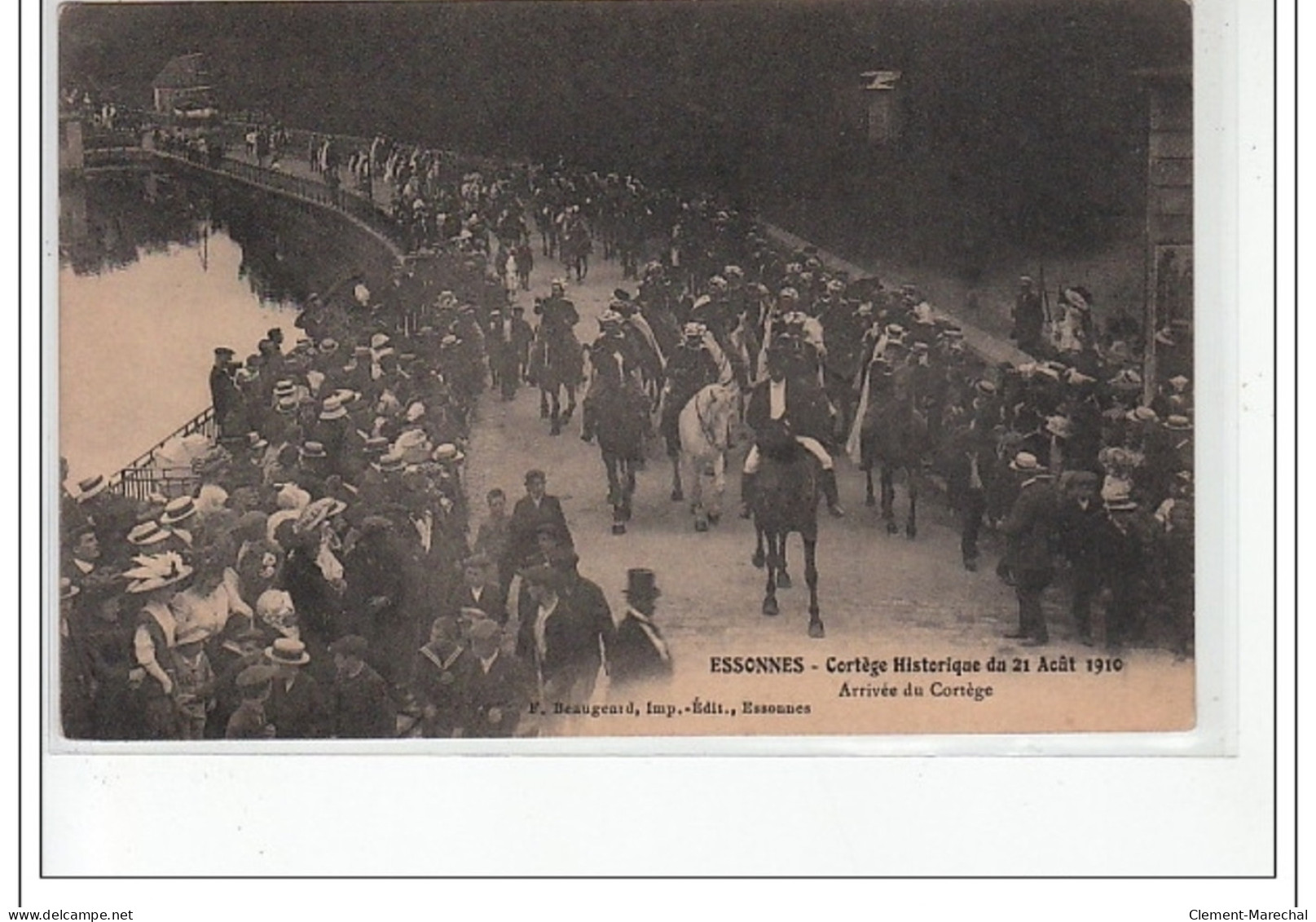 ESSONNES - Cortège Historique Du 21 Août 1910: Arrivée Du Cortège - Très Bon état - Essonnes