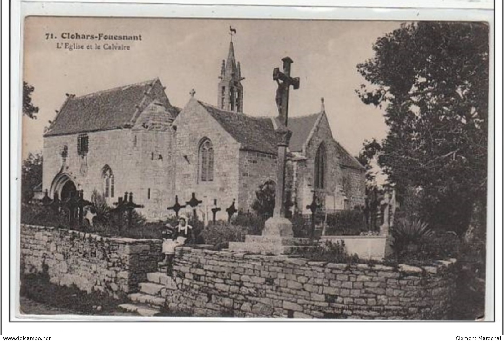 CLOHARS-FOUESNANT : L'église Et Le Calvaire - Très Bon état - Fouesnant