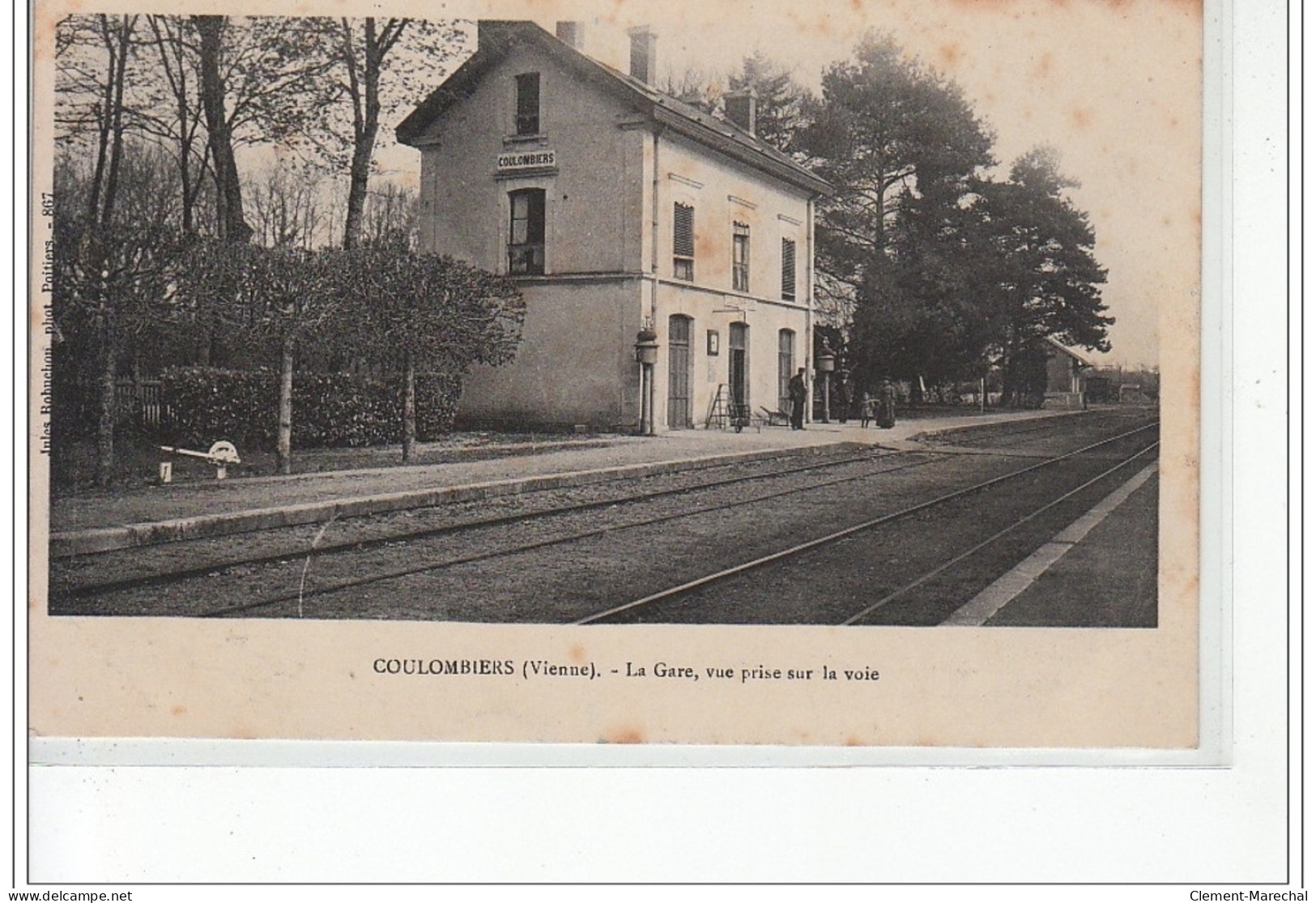 COULOMBIERS - La Gare, Vue Prise Sur La Voie - état (traces) - Other & Unclassified