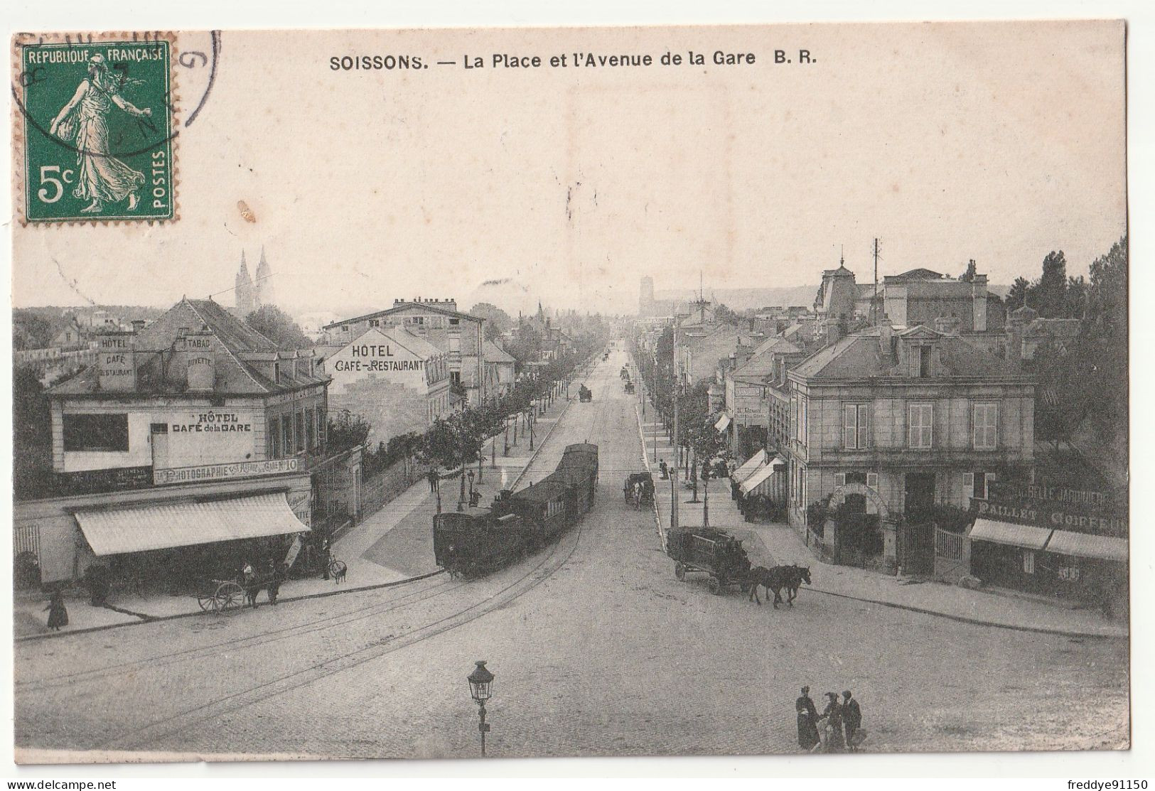 02 . Soissons . La Place Et L'Avenue De La Gare  . Tramway . 1907 - Soissons