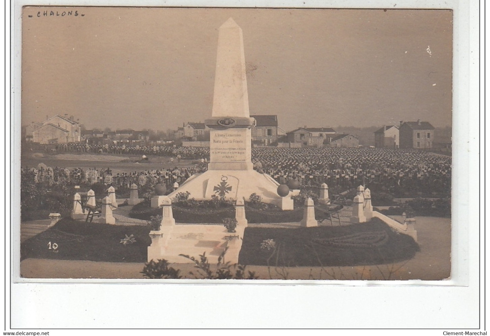 CHALONS - CARTE PHOTO - Monument Aux Morts - Très Bon état - Châlons-sur-Marne