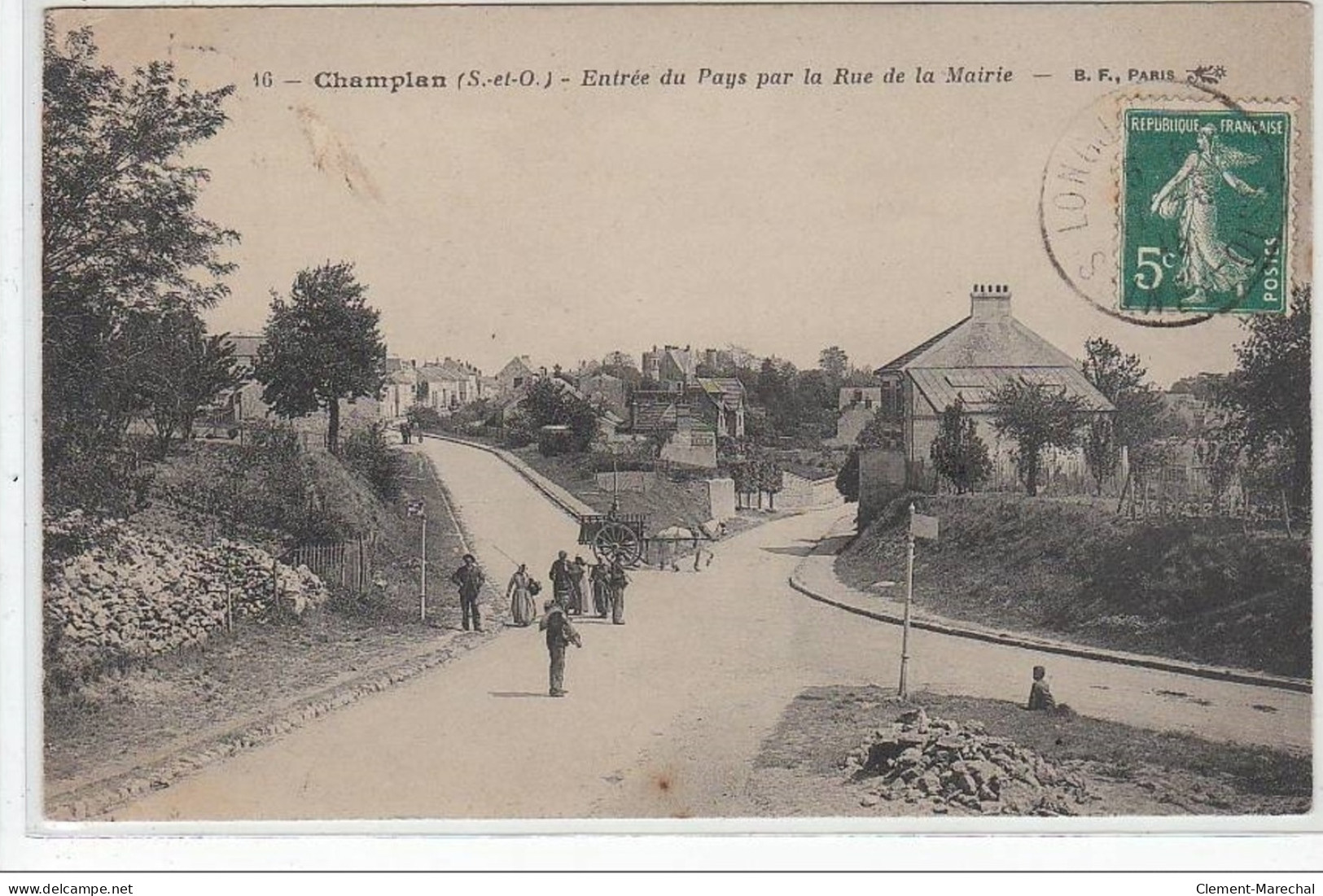 CHAMPLAN : Entrée Du Pays Par La Rue De La Mairie - Très Bon état - Otros & Sin Clasificación