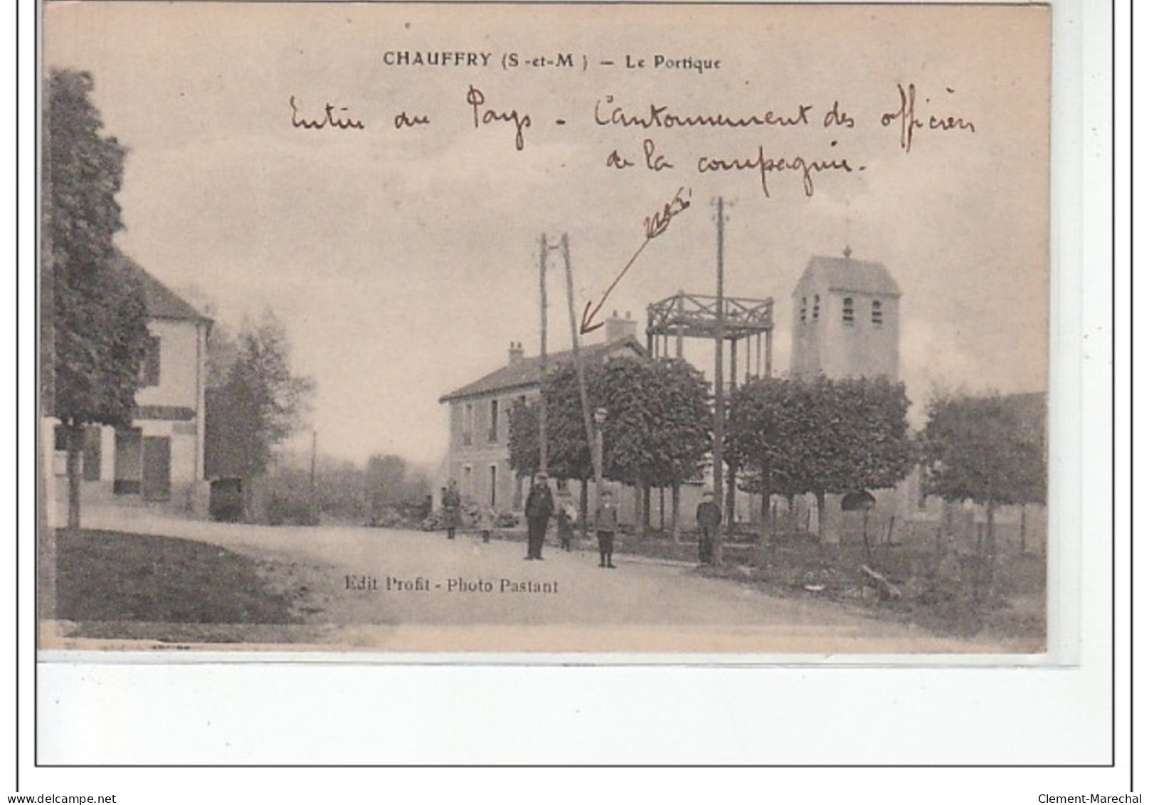 CHAUFFRY - Le Portique - Très Bon état - Autres & Non Classés