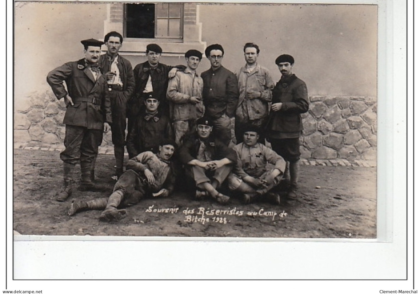 BITCHE - CARTE PHOTO - Souvenir Des Réservistes Au Camp De Bitche 1928 - Très Bon état - Sonstige & Ohne Zuordnung