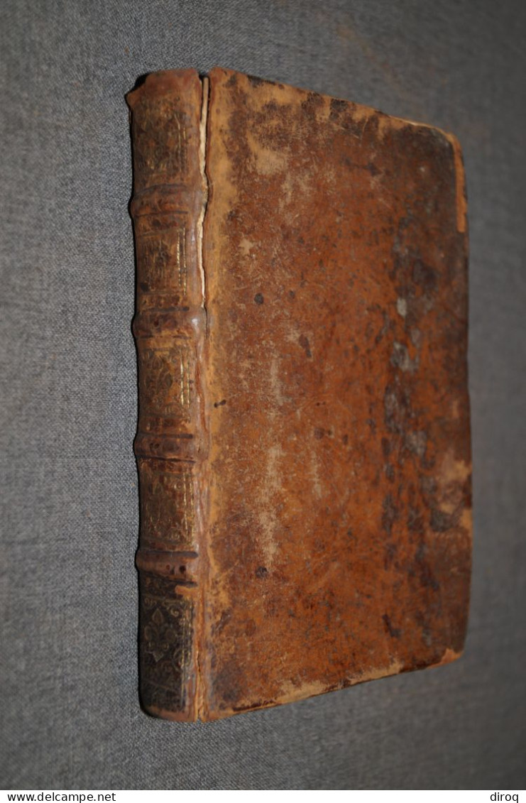 RARE 1573,Traité des peines et amandes pour matière criminelles,complet 175 pages,16 Cm./11 Cm.