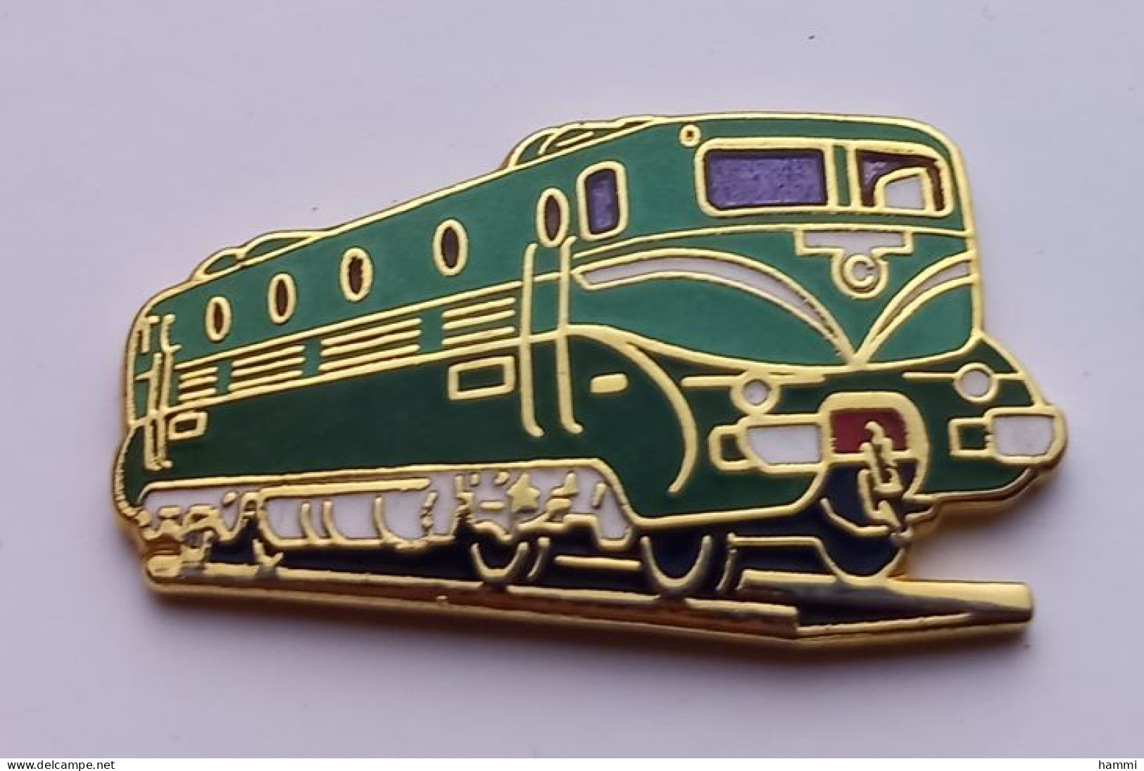 G284 Pin's SNCF TGV Train Locomotive Vert Foncé Clair Qualité EGF Achat Immédiat - TGV