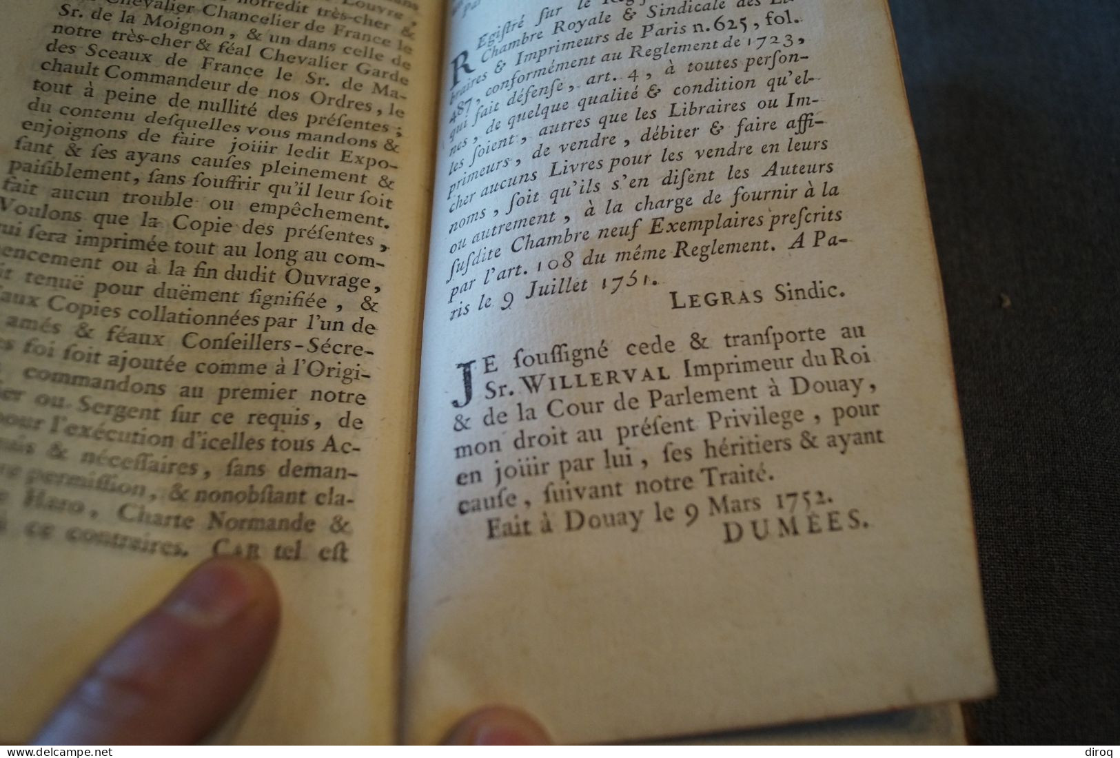 RARE,1753,Histoire et éléments Droit François,444 pages + table,17 Cm./10 Cm.