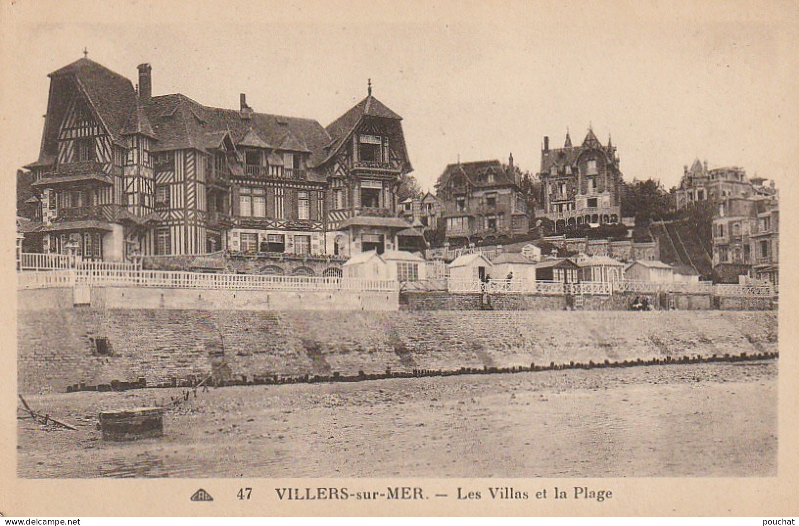 AA+ 17-(14) VILLERS SUR MER - LES VILLAS ET LA PLAGE - Villers Sur Mer