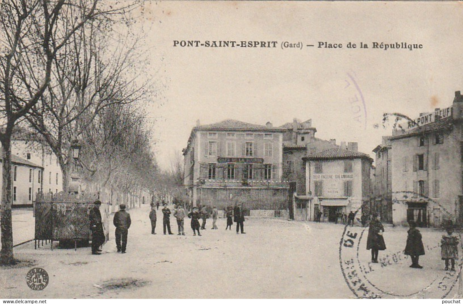 AA+ 39-(30) PONT SAINT ESPRIT - PLACE DE LA REPUBLIQUE - ANIMATION - CAFE DE LA BOURSE , BOULANGERIE SALAMBAUD - Pont-Saint-Esprit