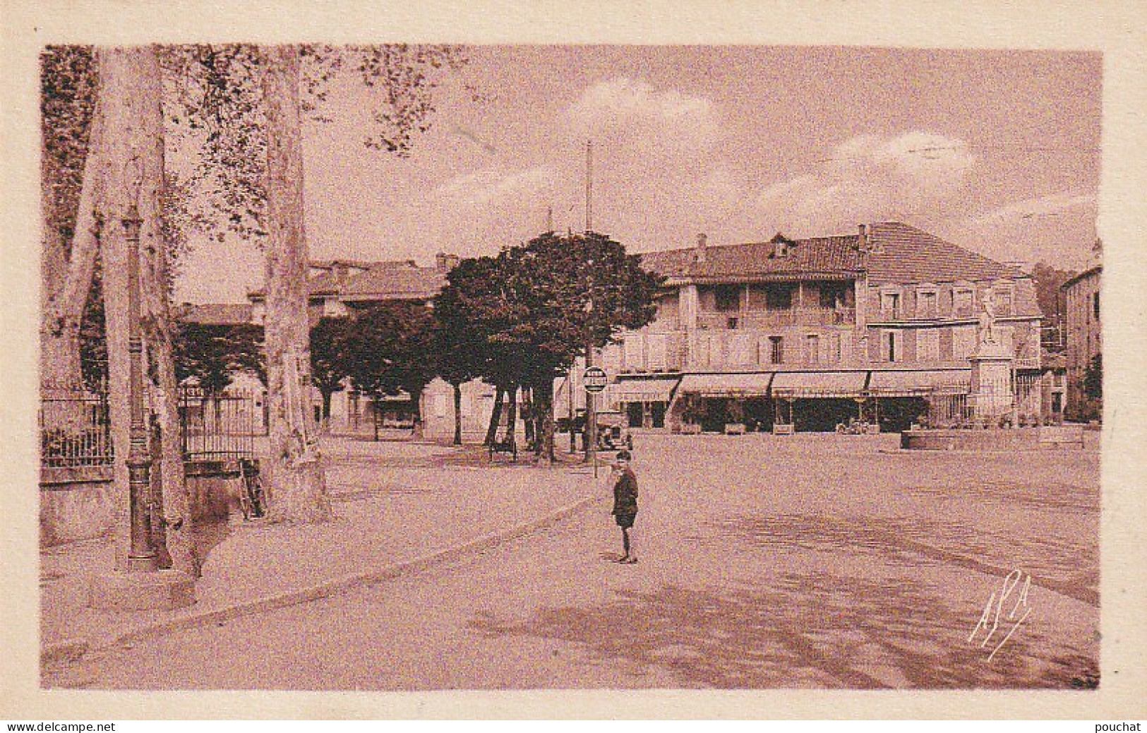 AA+ 41-(31) SALIES DU SALAT - PLACE JULES FERRY - STATUE DU GENERAL COMPANS - COMMERCES - Salies-du-Salat