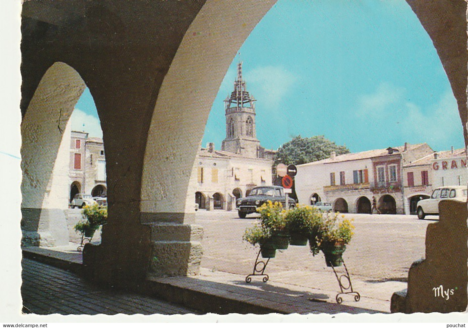 AA+ 45-(33) SAUVETERRE DE GUYENNE - PLACE DE LA REPUBLIQUE - VUE DES ARCADES - Otros & Sin Clasificación