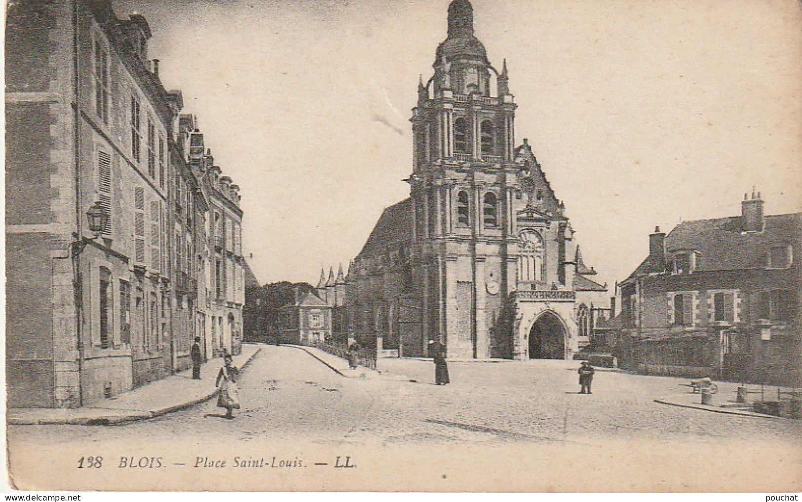 AA+ 57-(41) BLOIS - PLACE SAINT LOUIS - ANIMATION - Blois