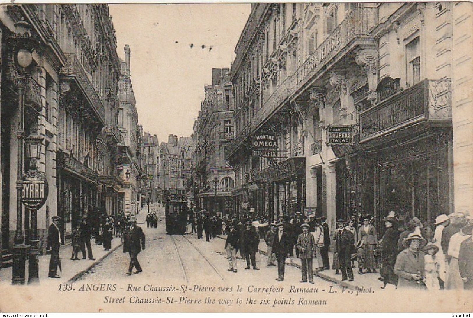 AA+ 64-(49) ANGERS - RUE CHAUSSEE ST PIERRE VERS LE CARREFOUR RAMEAU - ANIMATION - COMMERCES - Angers