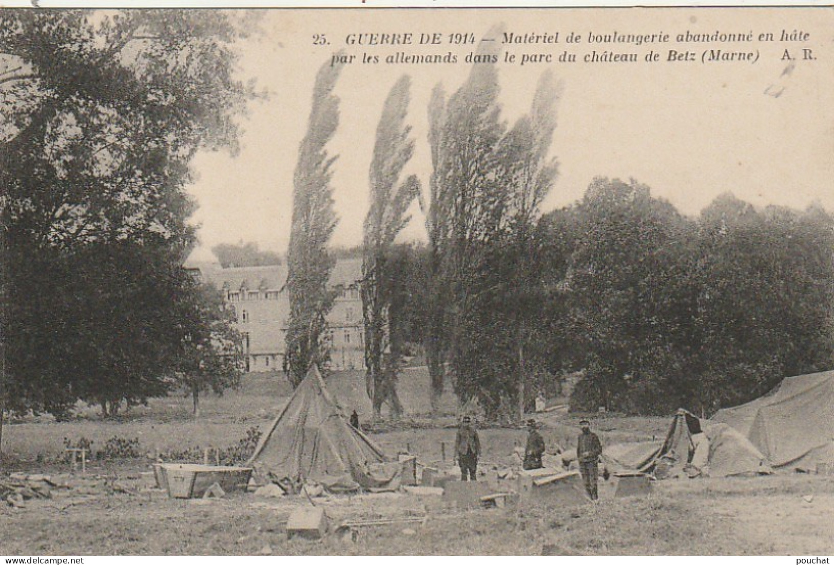 AA+ 66-(51) GUERRE 1914 - MATERIEL  BOULANGERIE ABANDONNE PAR LES ALLEMANDS DANS LE PARC DU CHATEAU DE BETZ - ANIMATION - Otros & Sin Clasificación