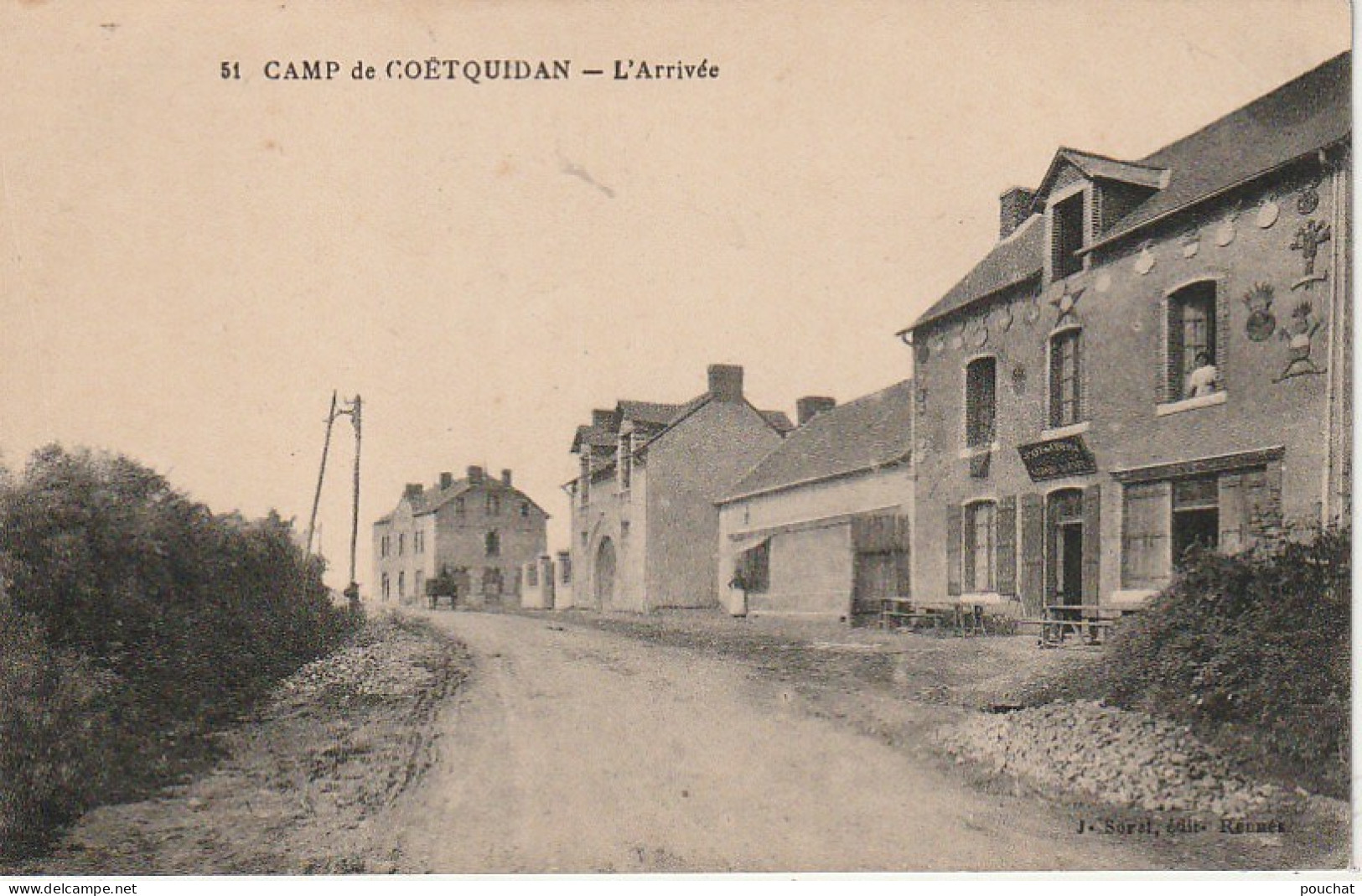 AA+ 72-(56) CAMP DE COETQUIDAN - L'ARRIVEE - AUBERGE - Guer Coetquidan