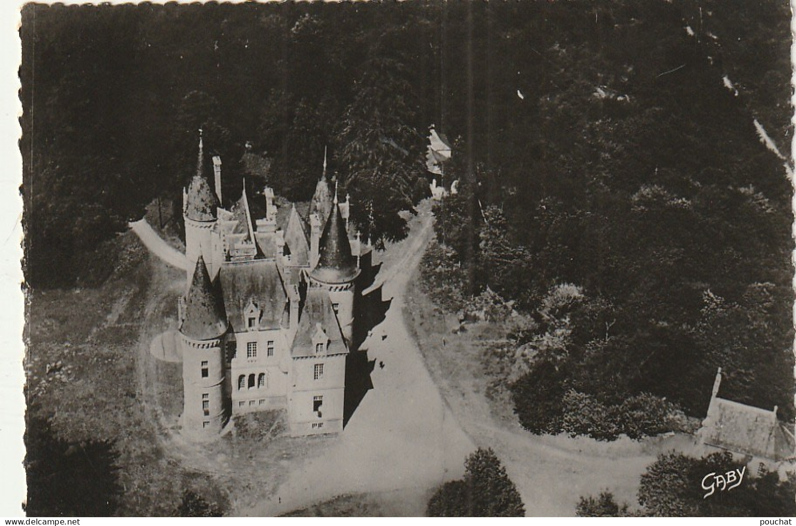 AA+ 72-(56) CAMP DE COETQUIDAN - LE CHATEAU DU BOIS DU LOUP ET LA CHAPELLE - VUE AERIENNE - Guer Cötquidan