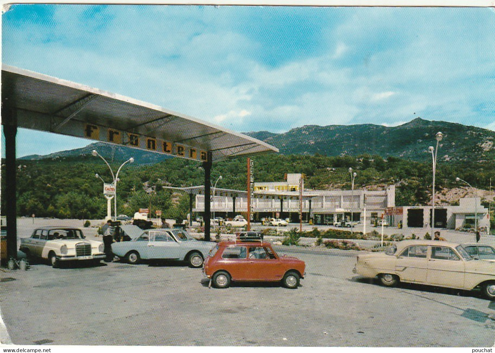 AA+ 77- LA JUNQUERA - COMPLEJO TURISTICO " FRONTERA " - ESTACION , MOTEL - AUTOMOVILES : FORD TAUNUS , MERCEDES BENZ - Gerona