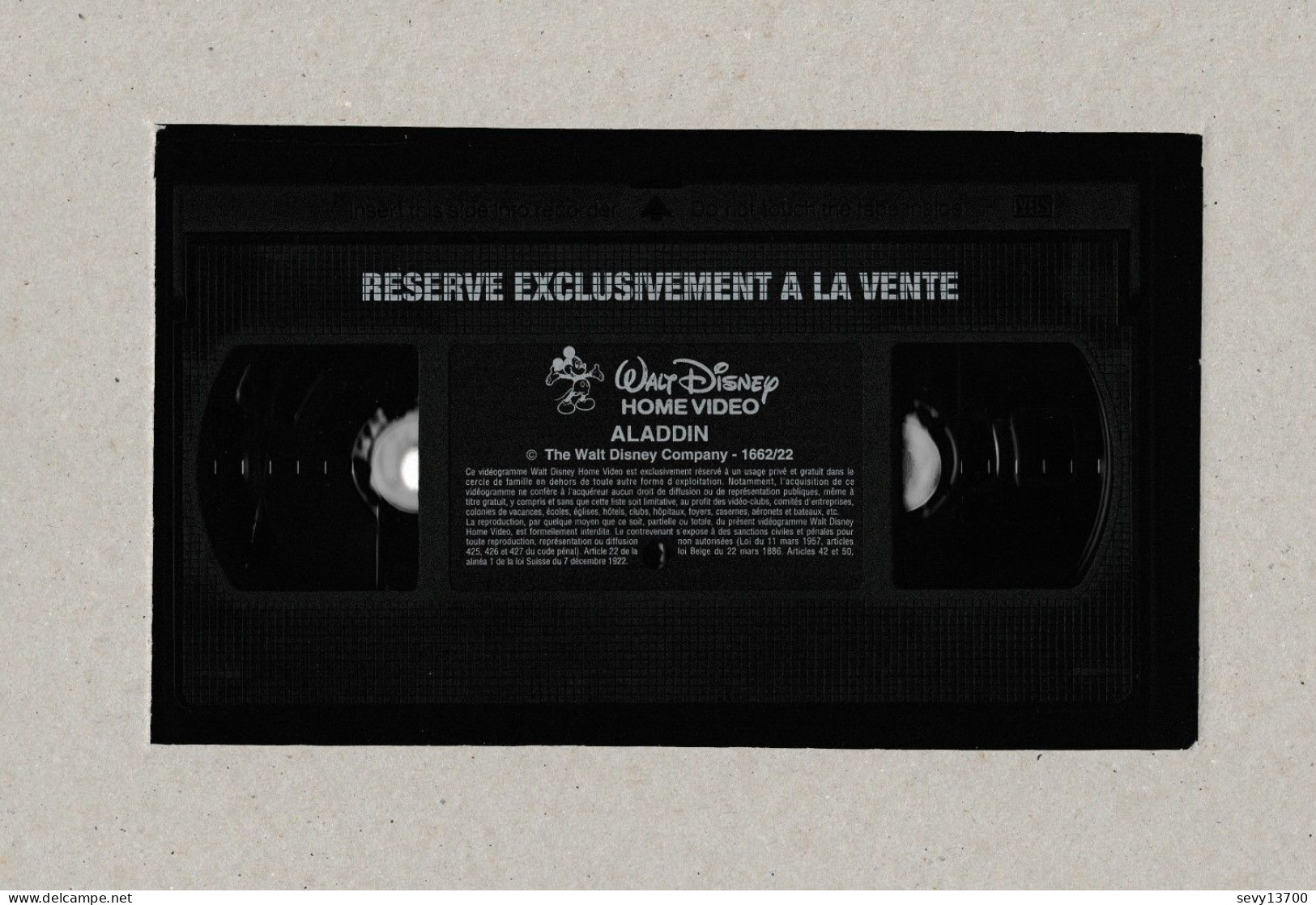 3 Cassettes VHS Walt Disney Aladin Le Retour De Jafar Et Mulan - Cartoons