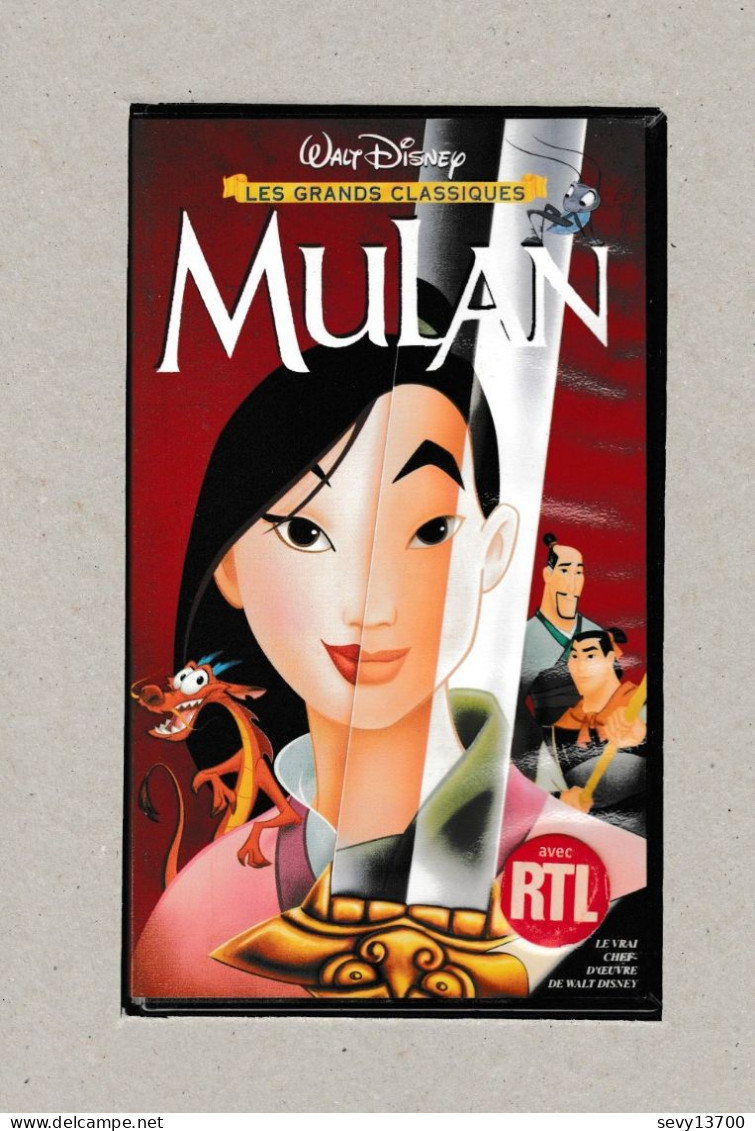 3 cassettes VHS Walt Disney Aladin Le retour de Jafar et Mulan
