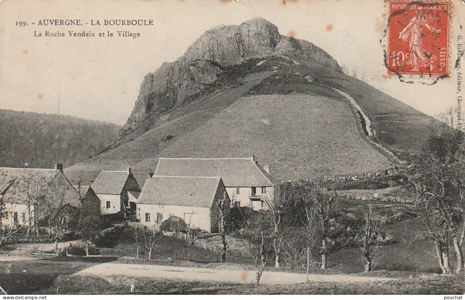 AA+ 82-(63) LA BOURBOULE - LA ROCHE VENDEIX ET LE VILLAGE - La Bourboule