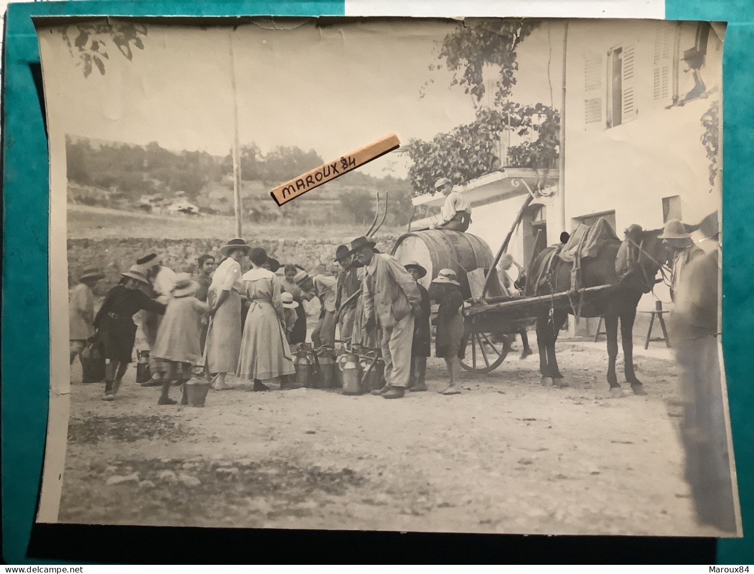 Photo Souple 28/21 La Distribution De L’eau à Cabrés L’été 1923 - Plaatsen