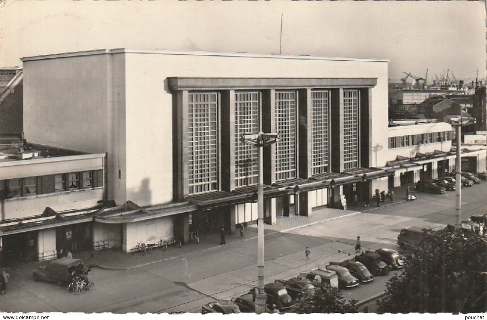 AA+ 103-(76) LE HAVRE - LA GARE S. N. C. F. - AUTOMOBILES - Stazioni