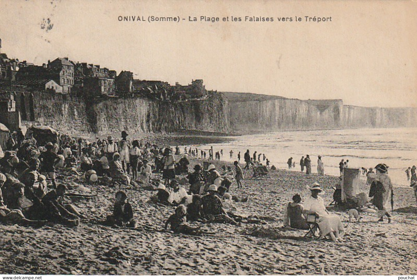 AA+ 107-(80) ONIVAL - LA PLAGE ET LES FALAISES VERS LE TREPORT - ANIMATION - VILLAS - Onival