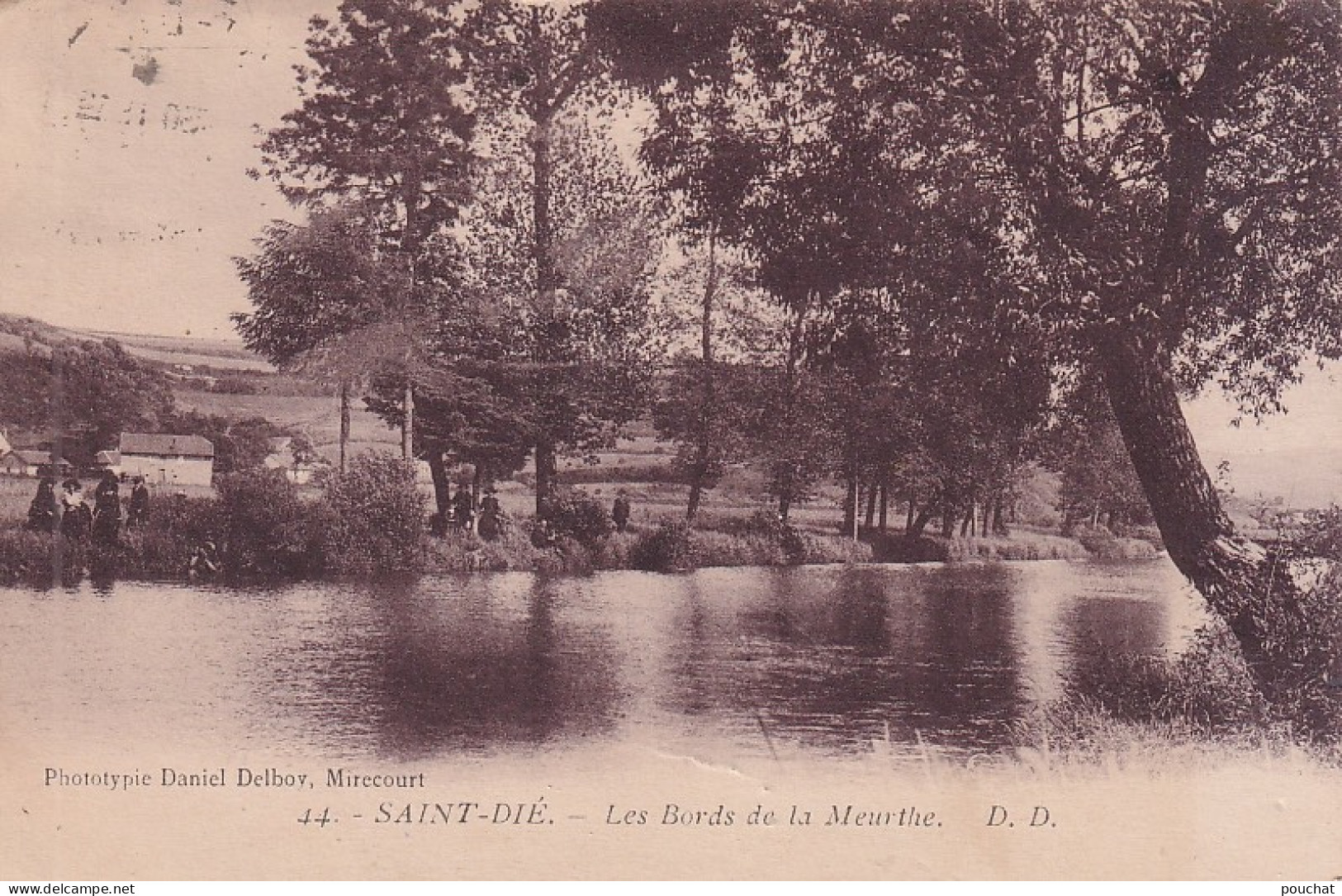 AA+ 116-(88) SAINT DIE - LES BORDS DE LA MEURTHE - ANIMATION - Saint Die