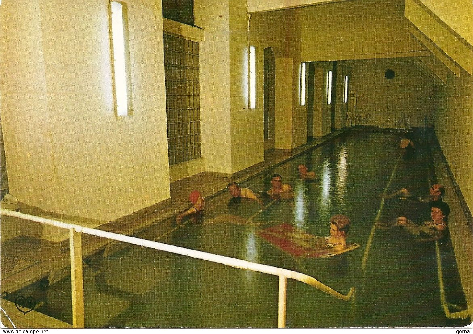 *CPM  - 09 - AX LES THERMES - L'Etablissement Thermale - La Piscine De Réeducation - Ax Les Thermes